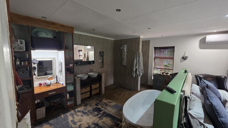2 Bedroom Property for Sale in Sinoville Gauteng