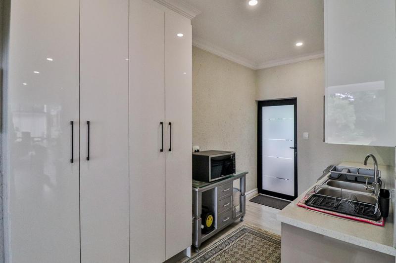 7 Bedroom Property for Sale in Montana Gauteng