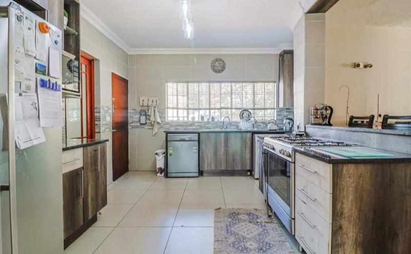 5 Bedroom Property for Sale in Randhart Gauteng