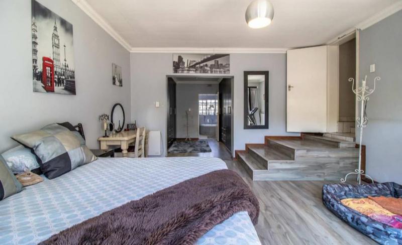 5 Bedroom Property for Sale in Randhart Gauteng