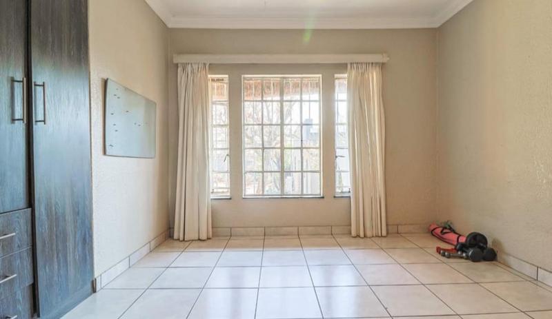 5 Bedroom Property for Sale in Randhart Gauteng