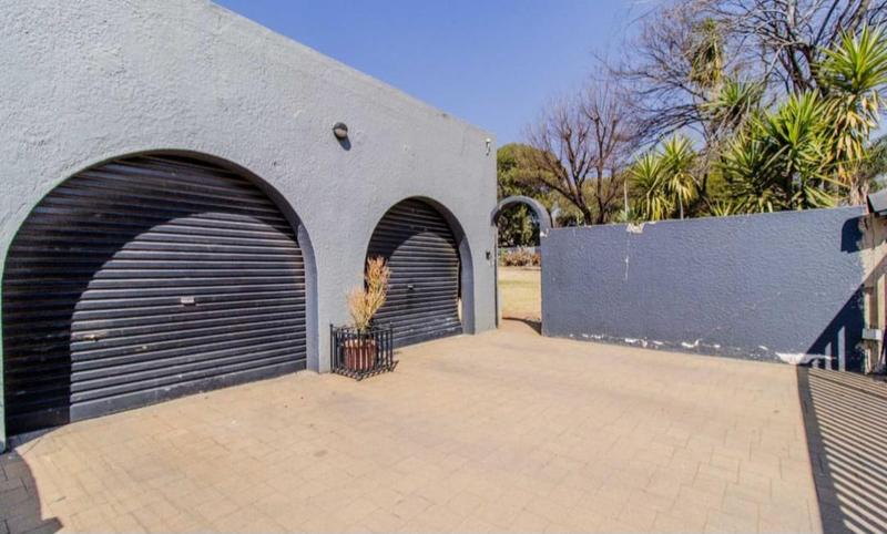 5 Bedroom Property for Sale in Randhart Gauteng