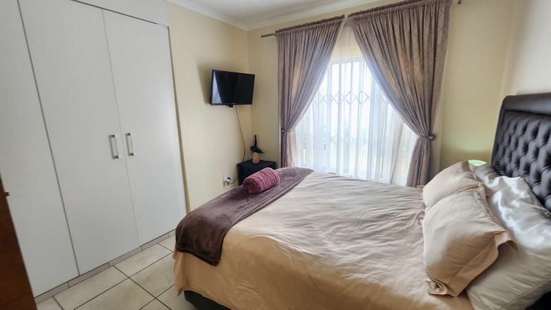 2 Bedroom Property for Sale in South Crest Gauteng