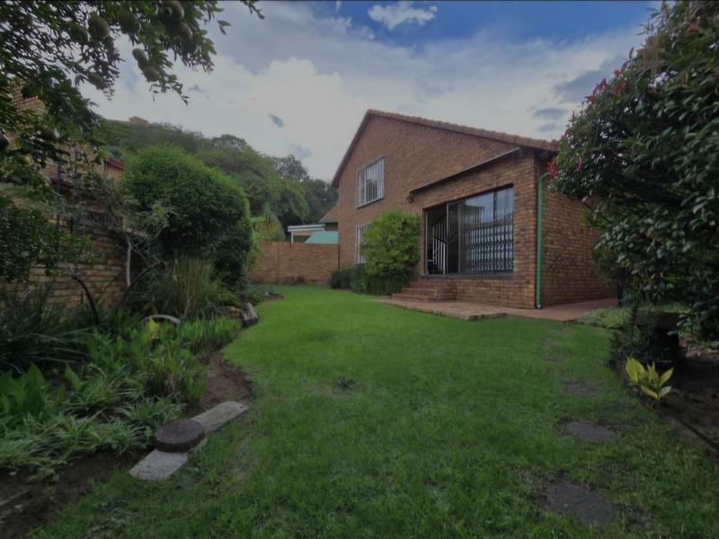 3 Bedroom Property for Sale in Bassonia Gauteng