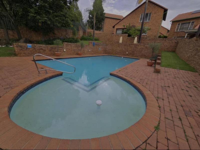 3 Bedroom Property for Sale in Bassonia Gauteng