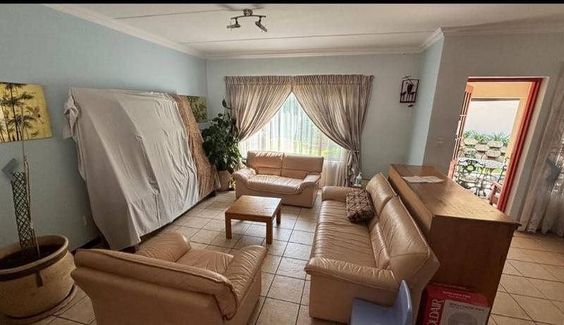 3 Bedroom Property for Sale in Glenvista Gauteng