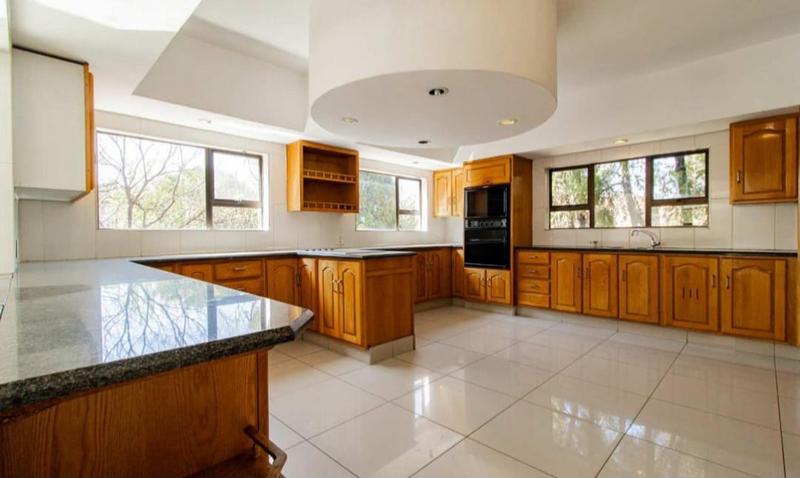 4 Bedroom Property for Sale in Glenvista Gauteng