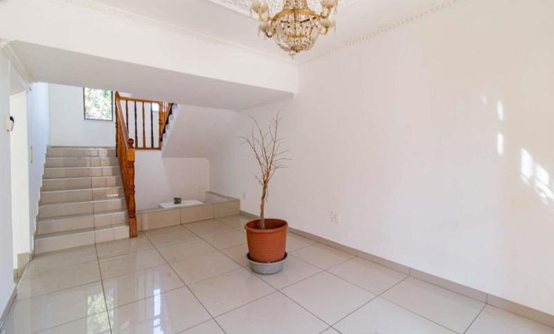 4 Bedroom Property for Sale in Glenvista Gauteng