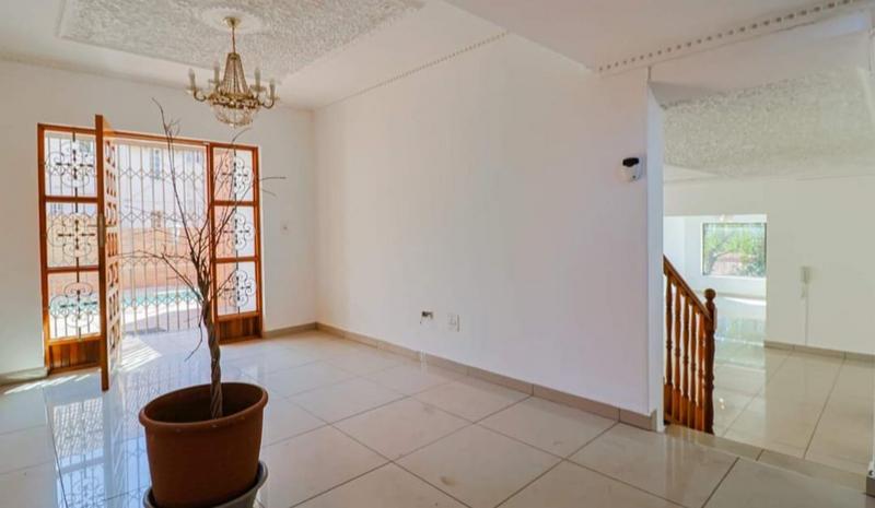 4 Bedroom Property for Sale in Glenvista Gauteng