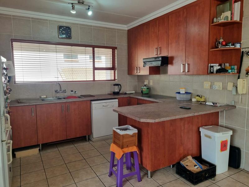 3 Bedroom Property for Sale in Glenvista Gauteng