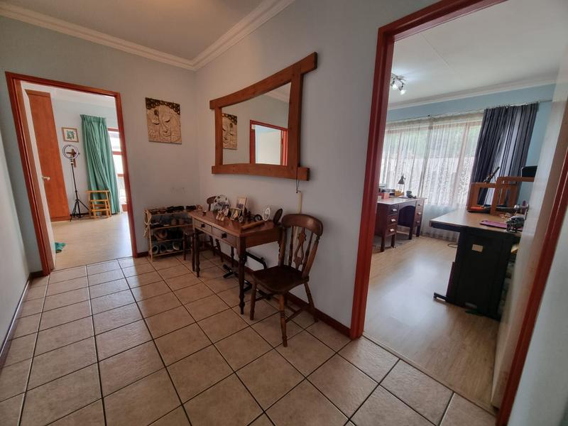 3 Bedroom Property for Sale in Glenvista Gauteng