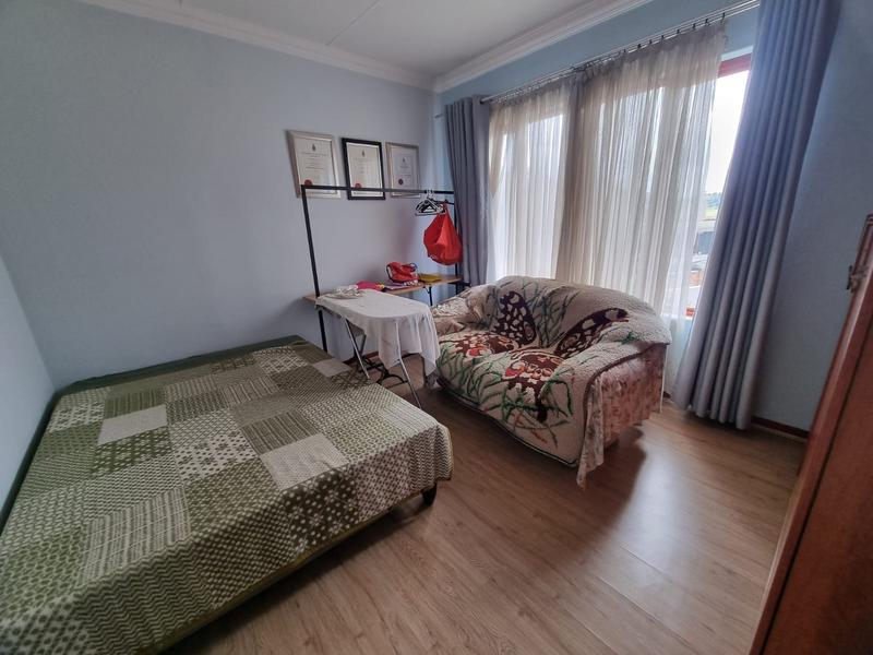 3 Bedroom Property for Sale in Glenvista Gauteng