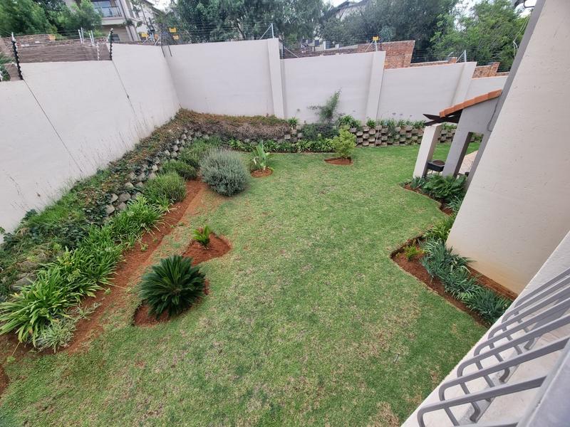 3 Bedroom Property for Sale in Glenvista Gauteng