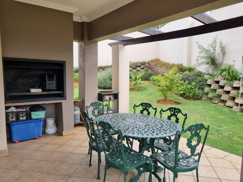 3 Bedroom Property for Sale in Glenvista Gauteng