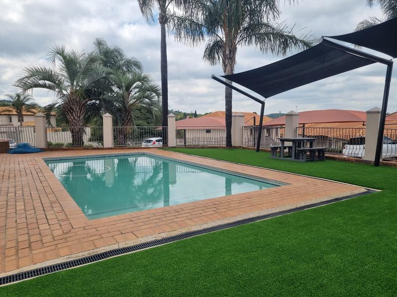 3 Bedroom Property for Sale in Glenvista Gauteng