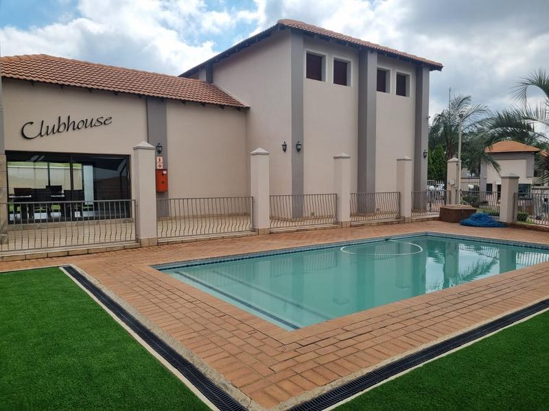 3 Bedroom Property for Sale in Glenvista Gauteng