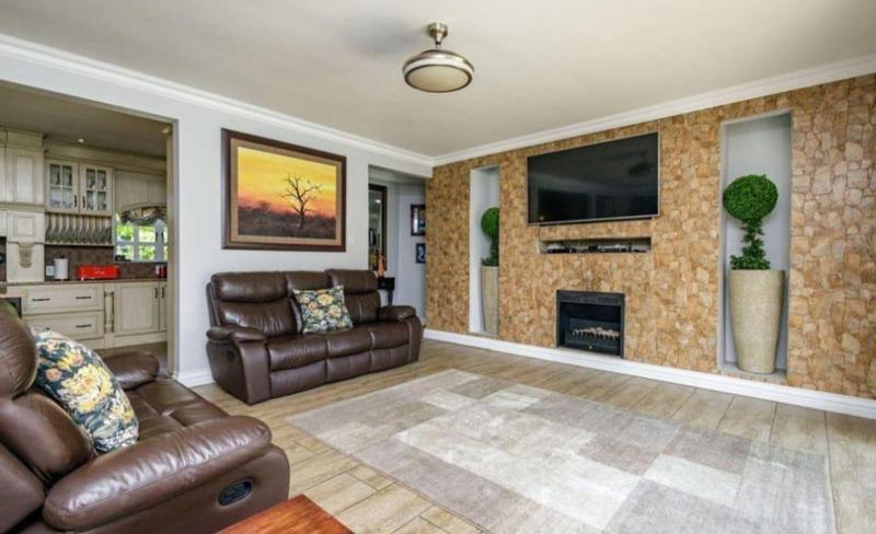 6 Bedroom Property for Sale in Meyersdal Eco Estate Gauteng