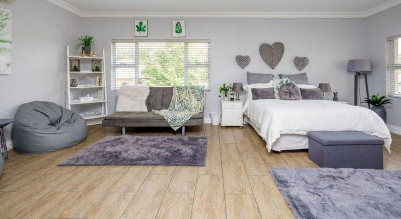 6 Bedroom Property for Sale in Meyersdal Eco Estate Gauteng