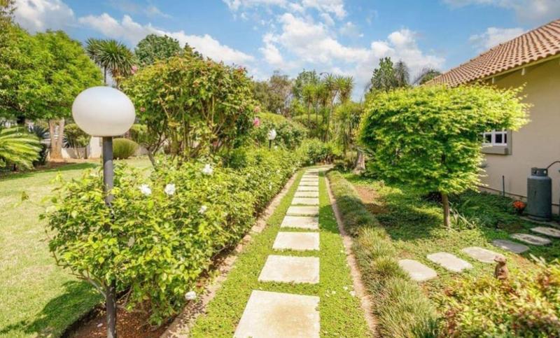 6 Bedroom Property for Sale in Meyersdal Eco Estate Gauteng