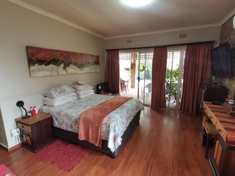 4 Bedroom Property for Sale in Vanderbijlpark SE 3 Gauteng
