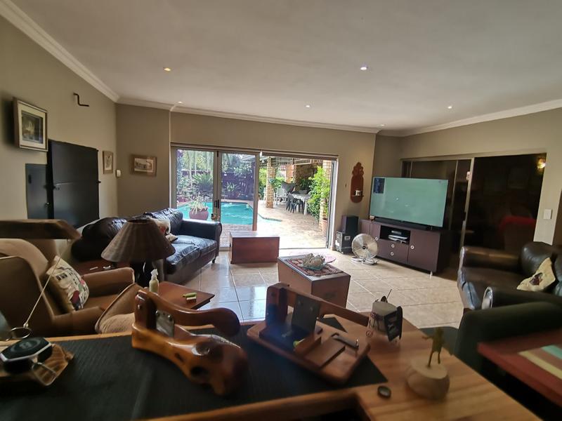 4 Bedroom Property for Sale in Vanderbijlpark SE 3 Gauteng