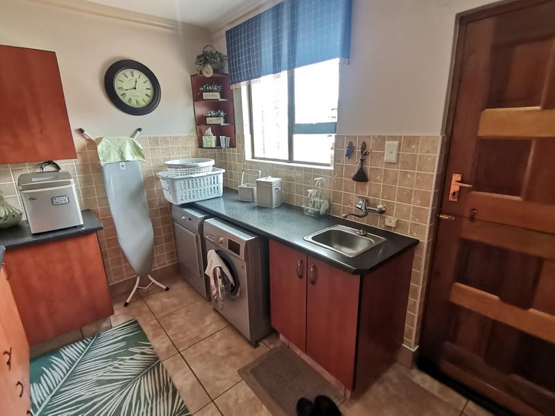 3 Bedroom Property for Sale in Vanderbijlpark SW 5 Gauteng