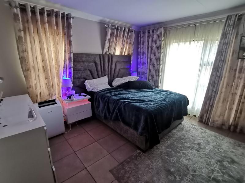 3 Bedroom Property for Sale in Vanderbijlpark SW 5 Gauteng