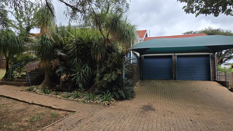 4 Bedroom Property for Sale in Pierre Van Ryneveld Gauteng