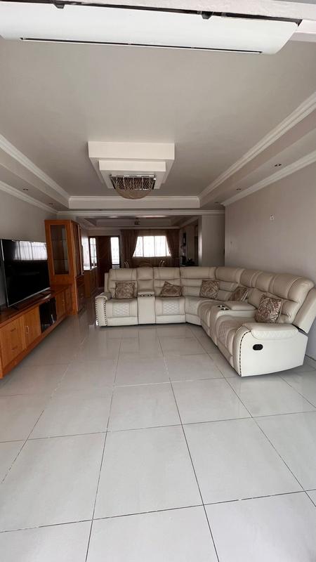 To Let 3 Bedroom Property for Rent in Victory Park Gauteng
