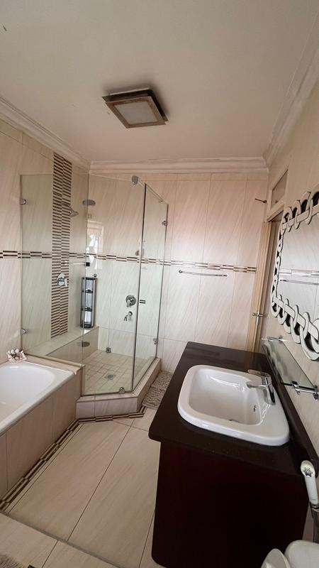 To Let 3 Bedroom Property for Rent in Victory Park Gauteng