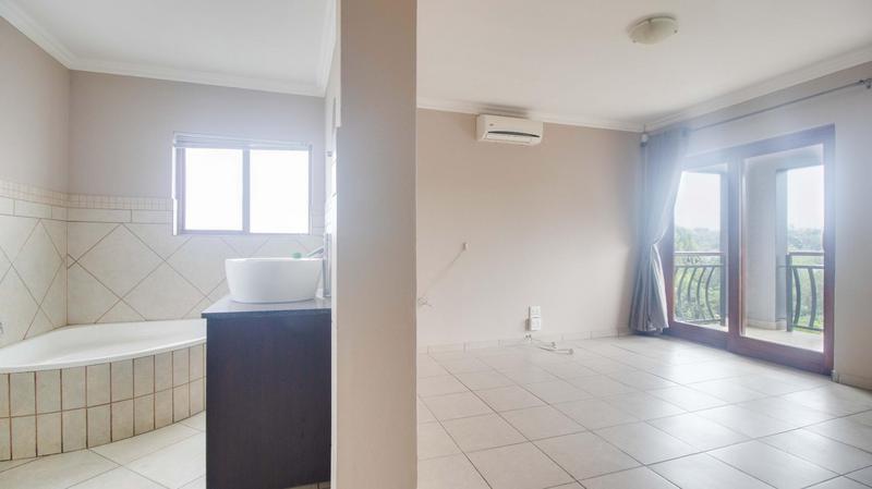 4 Bedroom Property for Sale in Ruimsig Country Estate Gauteng