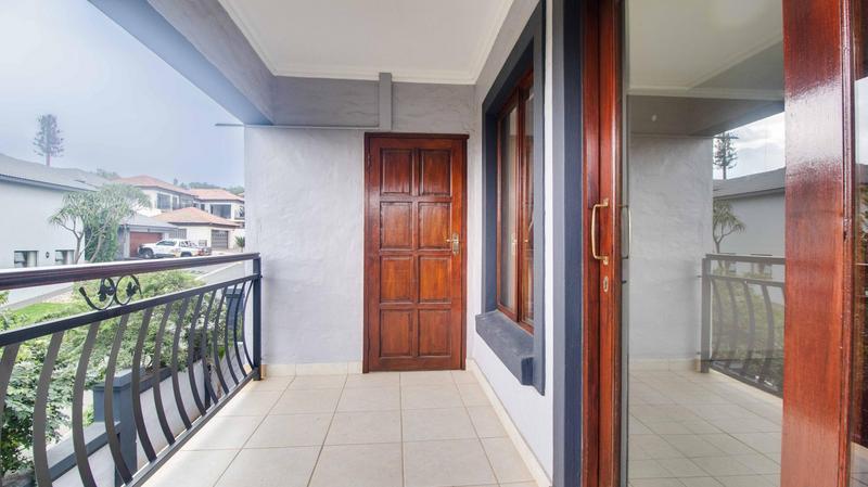 4 Bedroom Property for Sale in Ruimsig Country Estate Gauteng