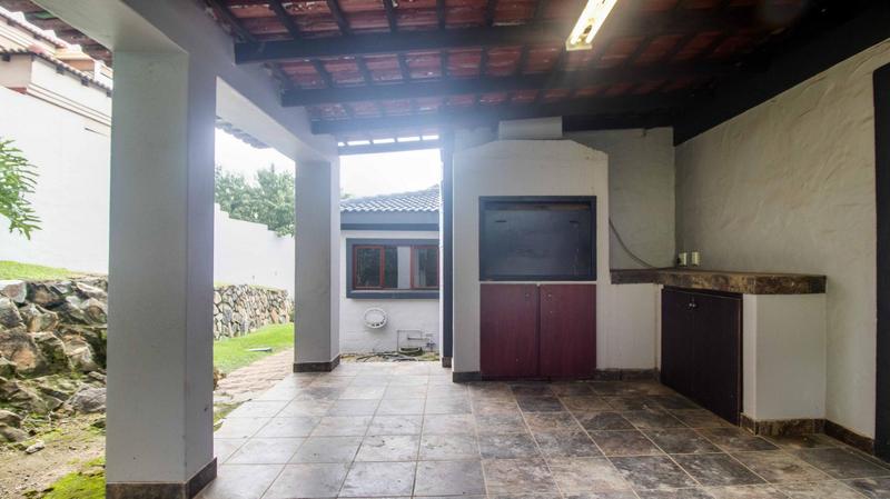 4 Bedroom Property for Sale in Ruimsig Country Estate Gauteng