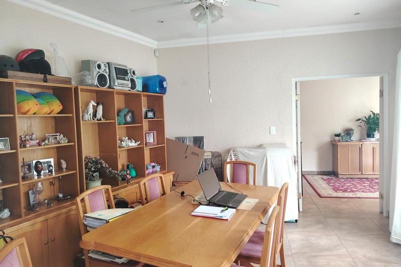 4 Bedroom Property for Sale in Bedfordview Gauteng
