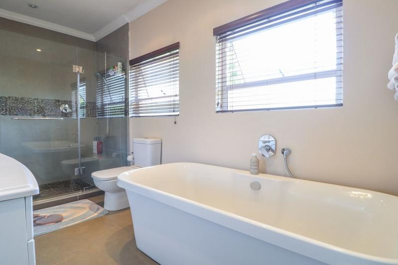 4 Bedroom Property for Sale in Bedfordview Gauteng