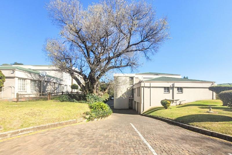 1 Bedroom Property for Sale in Bedfordview Gauteng