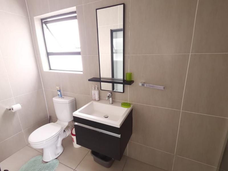 2 Bedroom Property for Sale in Greenstone Hill Gauteng