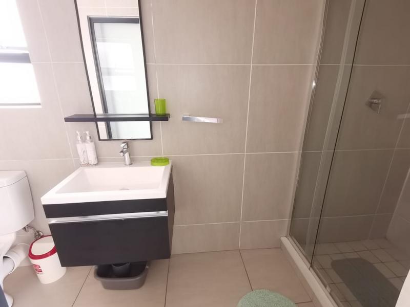 2 Bedroom Property for Sale in Greenstone Hill Gauteng