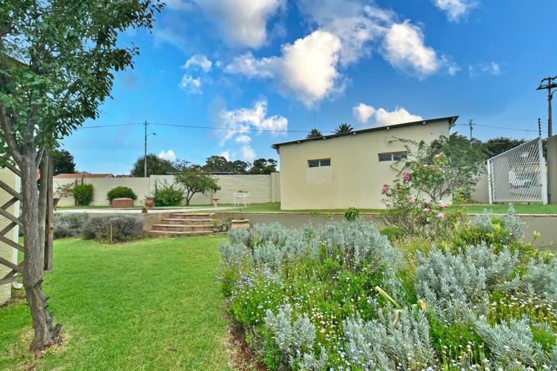 5 Bedroom Property for Sale in Primrose Gauteng