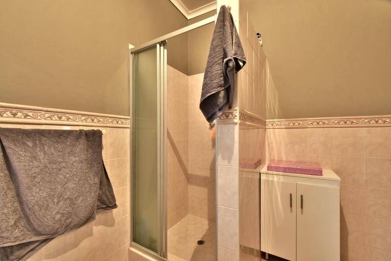 4 Bedroom Property for Sale in Glenvista Gauteng