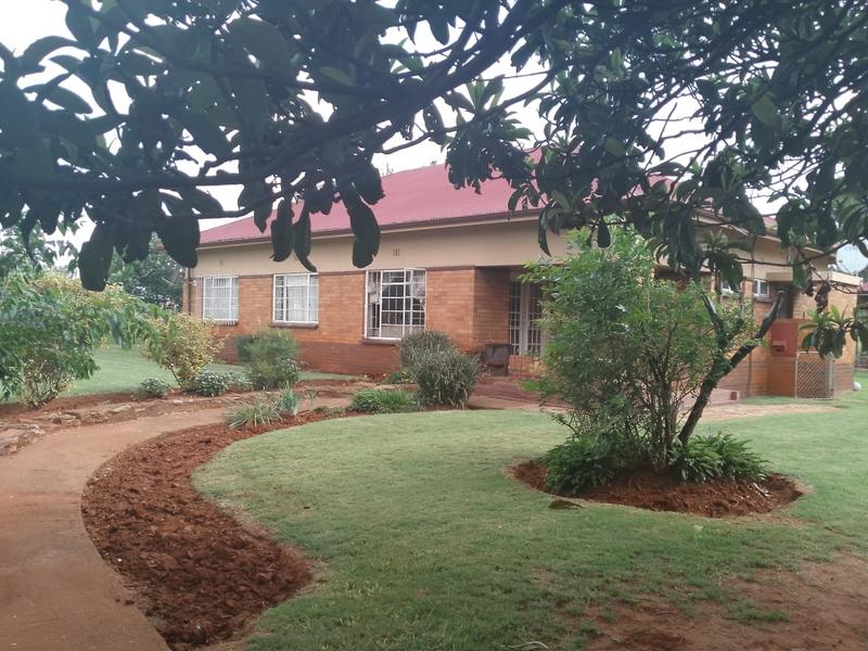 Commercial Property for Sale in Daggafontein Gauteng
