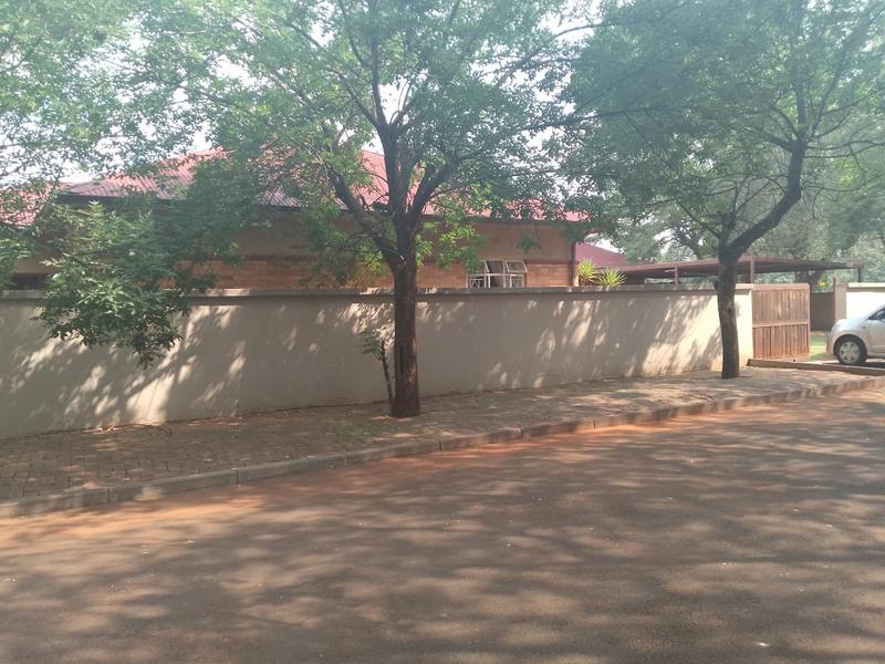 Commercial Property for Sale in Daggafontein Gauteng
