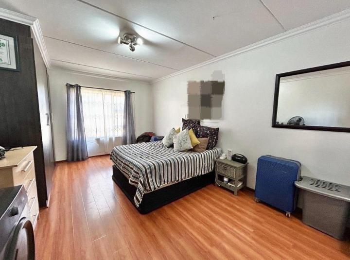 2 Bedroom Property for Sale in Fairlead Gauteng