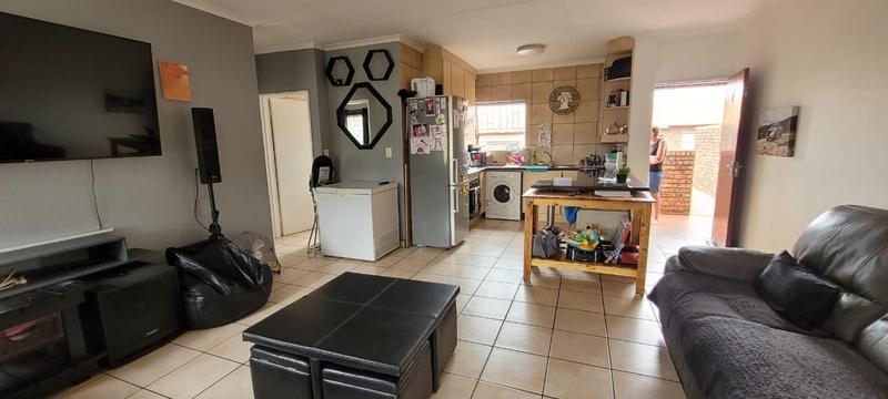 2 Bedroom Property for Sale in Florentia Gauteng