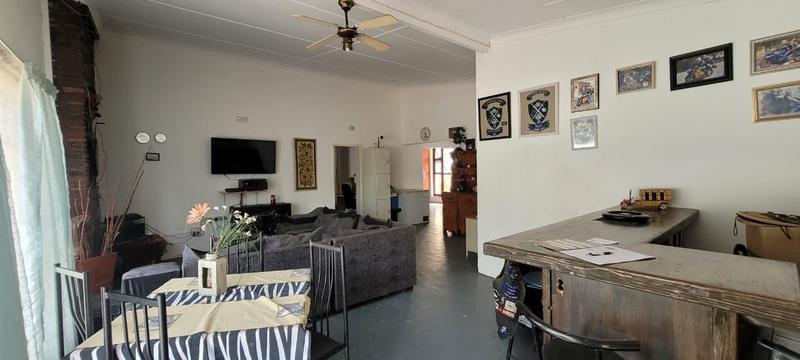 5 Bedroom Property for Sale in South Crest Gauteng