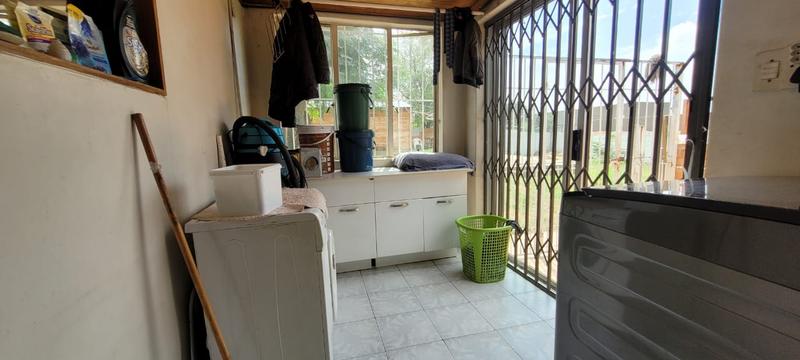 5 Bedroom Property for Sale in South Crest Gauteng