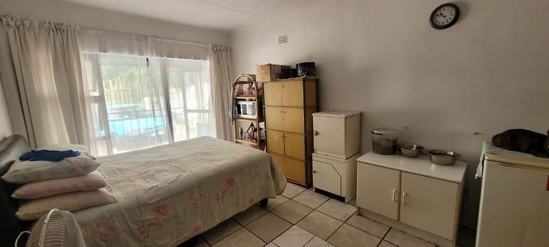 5 Bedroom Property for Sale in South Crest Gauteng