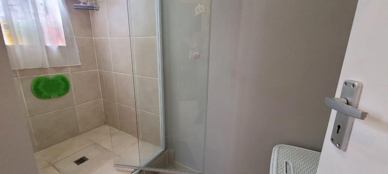 2 Bedroom Property for Sale in Verwoerdpark Gauteng