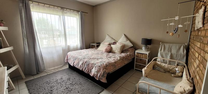 5 Bedroom Property for Sale in Elandshaven Gauteng