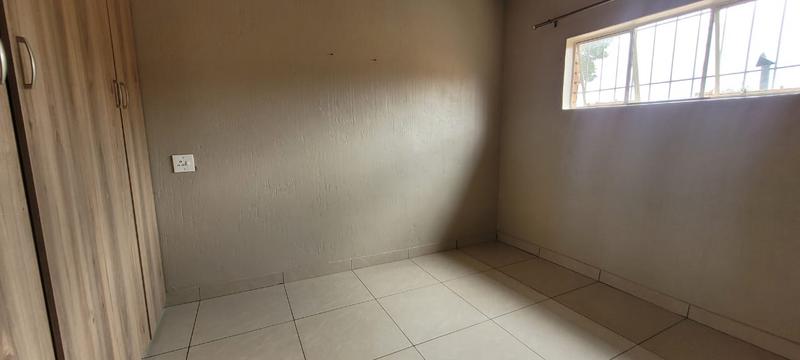 5 Bedroom Property for Sale in Elandshaven Gauteng